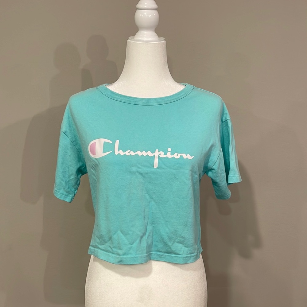 Women’s Champion XS Cropped T-Shirt